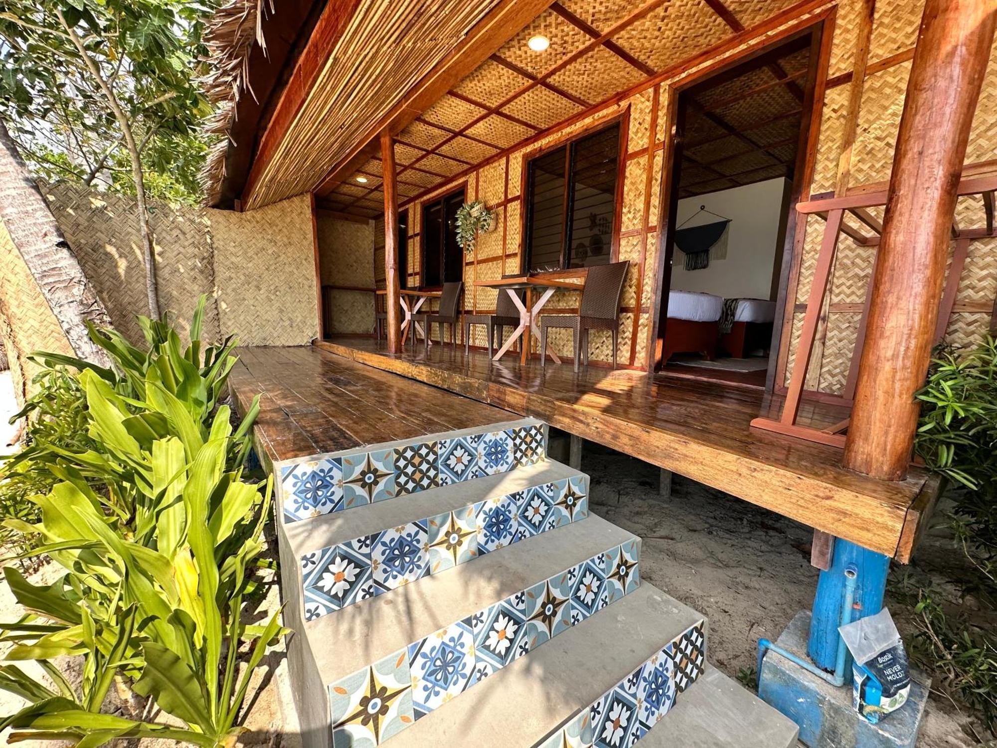 Beach Huts אל נידו מראה חיצוני תמונה